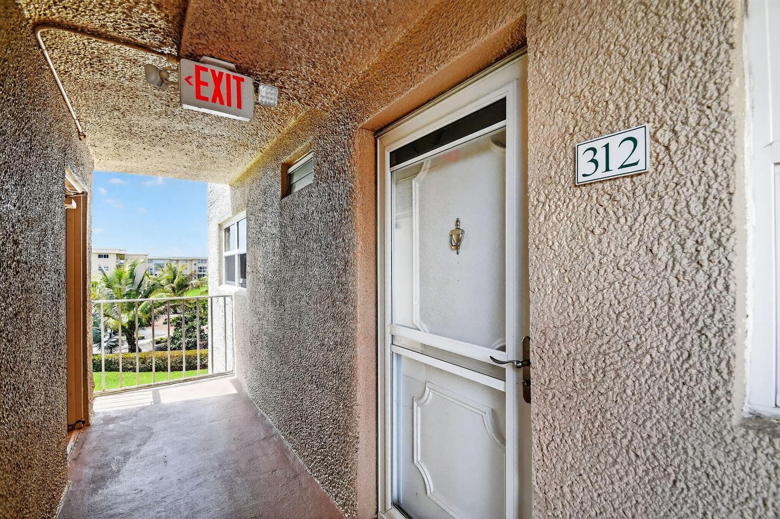 2615 NE 1st Court # 312, Boynton Beach, FL 33435 photo 2
