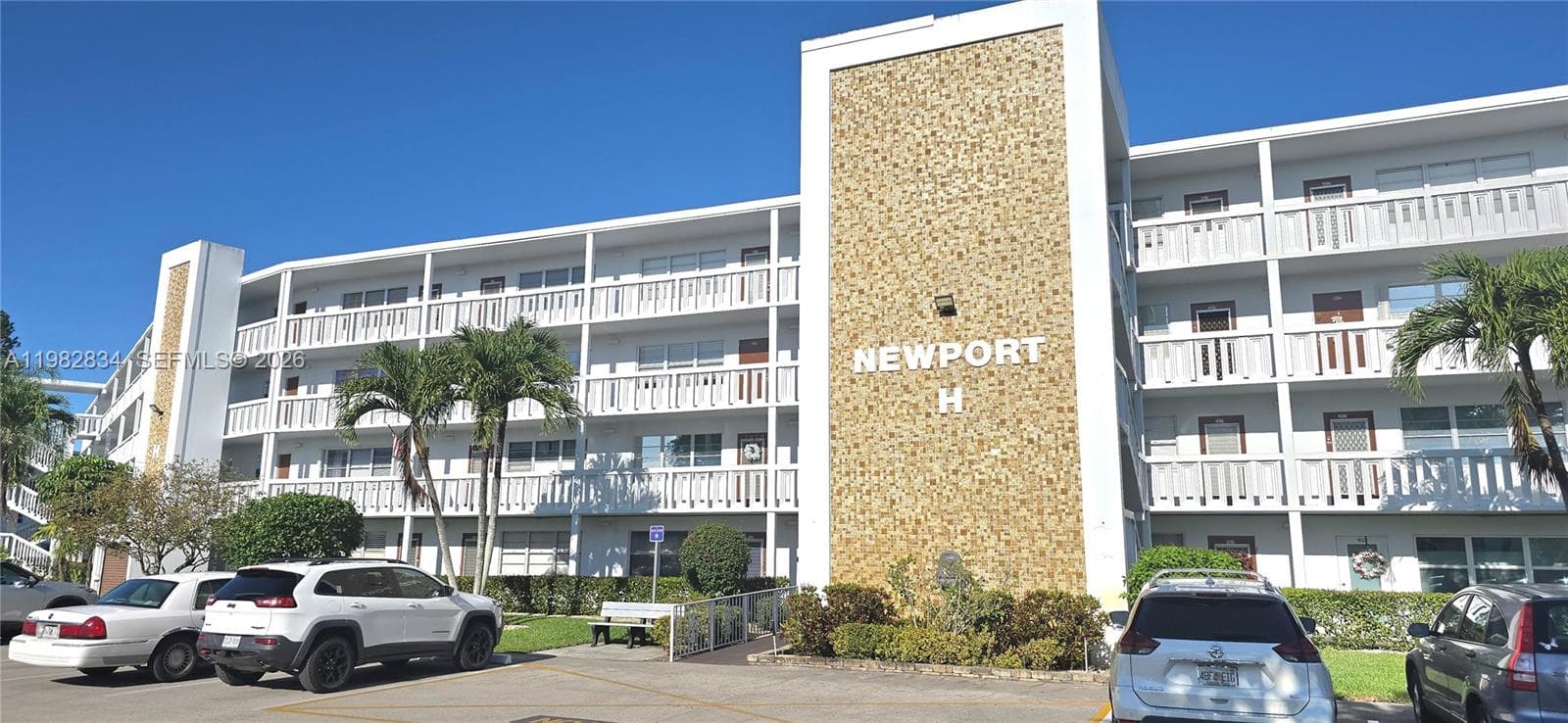 3037 Newport H # 3037, Deerfield Beach, FL 33442