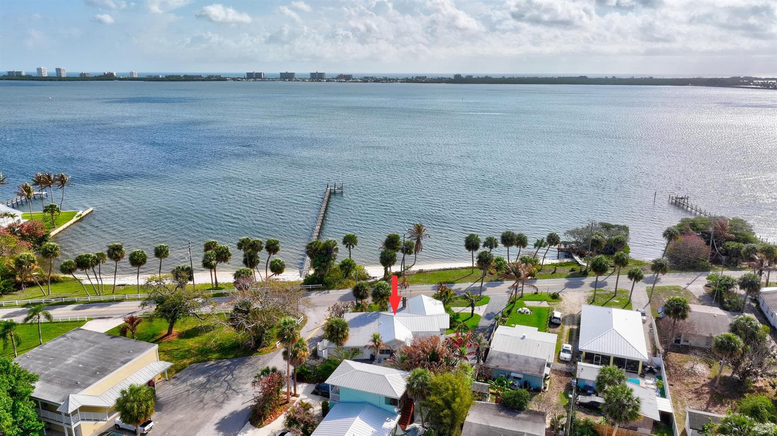 4490 NE Indian River Drive, Jensen Beach, FL 34957 photo 2