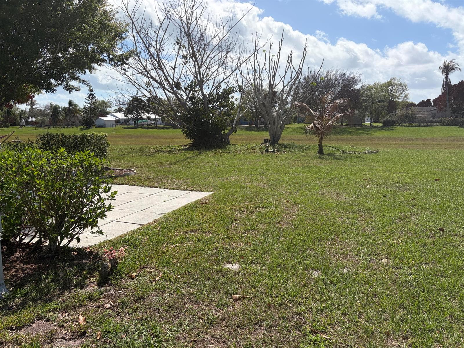 129 E Caribbean, Port St. Lucie, FL 34952 photo 5