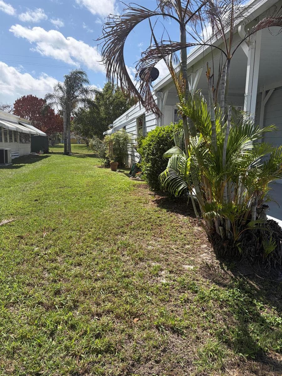 129 E Caribbean, Port St. Lucie, FL 34952 photo 4