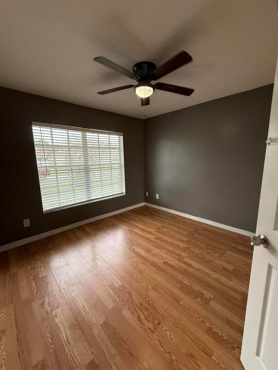 249 NE Glentry Avenue, Port St. Lucie, FL 34983 photo 3