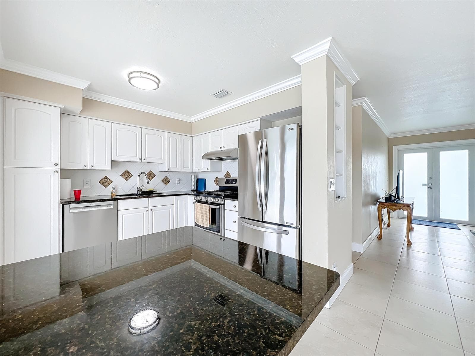 6803 Kingston Drive, Lake Worth, FL 33462 photo 4