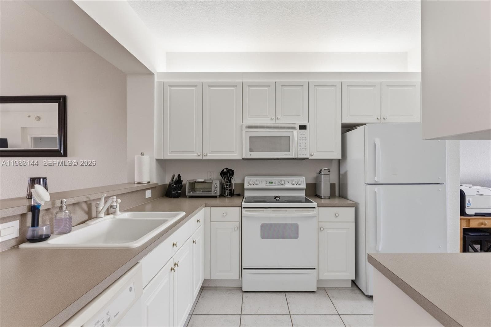 7765 Yardley Dr # 313, Tamarac, FL 33321 photo 5