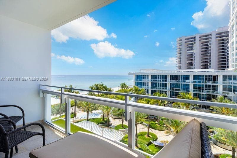 6801 Collins Ave #610 Door # 612, Miami Beach, FL 33141 photo 2