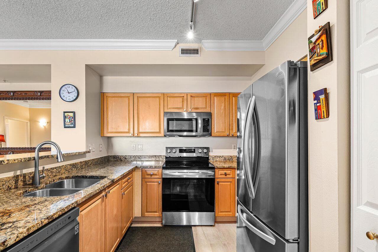 616 Clearwater Park Road # 1206, West Palm Beach, FL 33401 photo 3