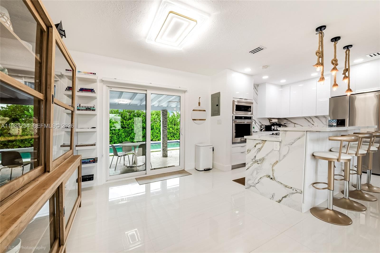 7235 SW 39th St, Miami, FL 33155 photo 5