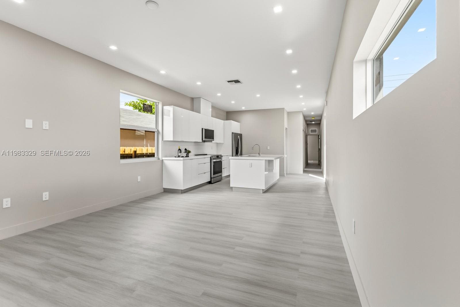 1028 NW 8th Ave, Fort Lauderdale, FL 33311 photo 5