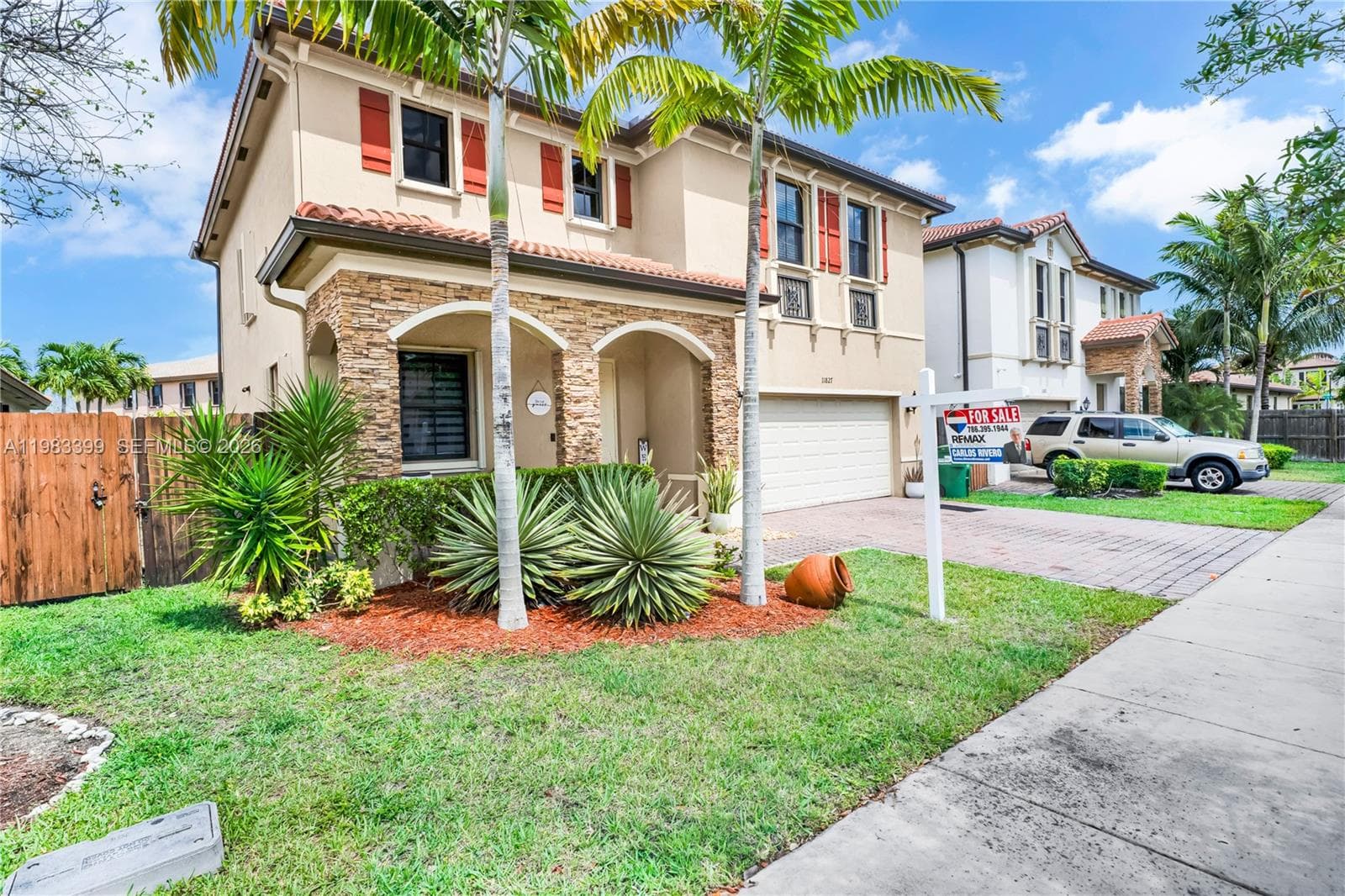 11827 SW 242nd Ter, Homestead, FL 33032 photo 2