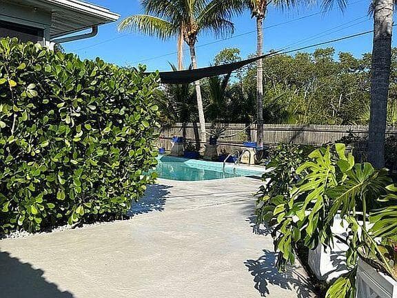 186 12th Street SE, Vero Beach, FL 32962 photo 3