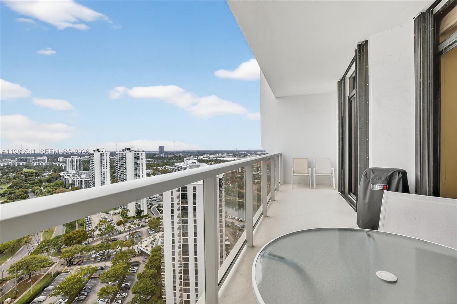 20281 E Country Club Dr # TS 5, Aventura, FL 33180 photo 4