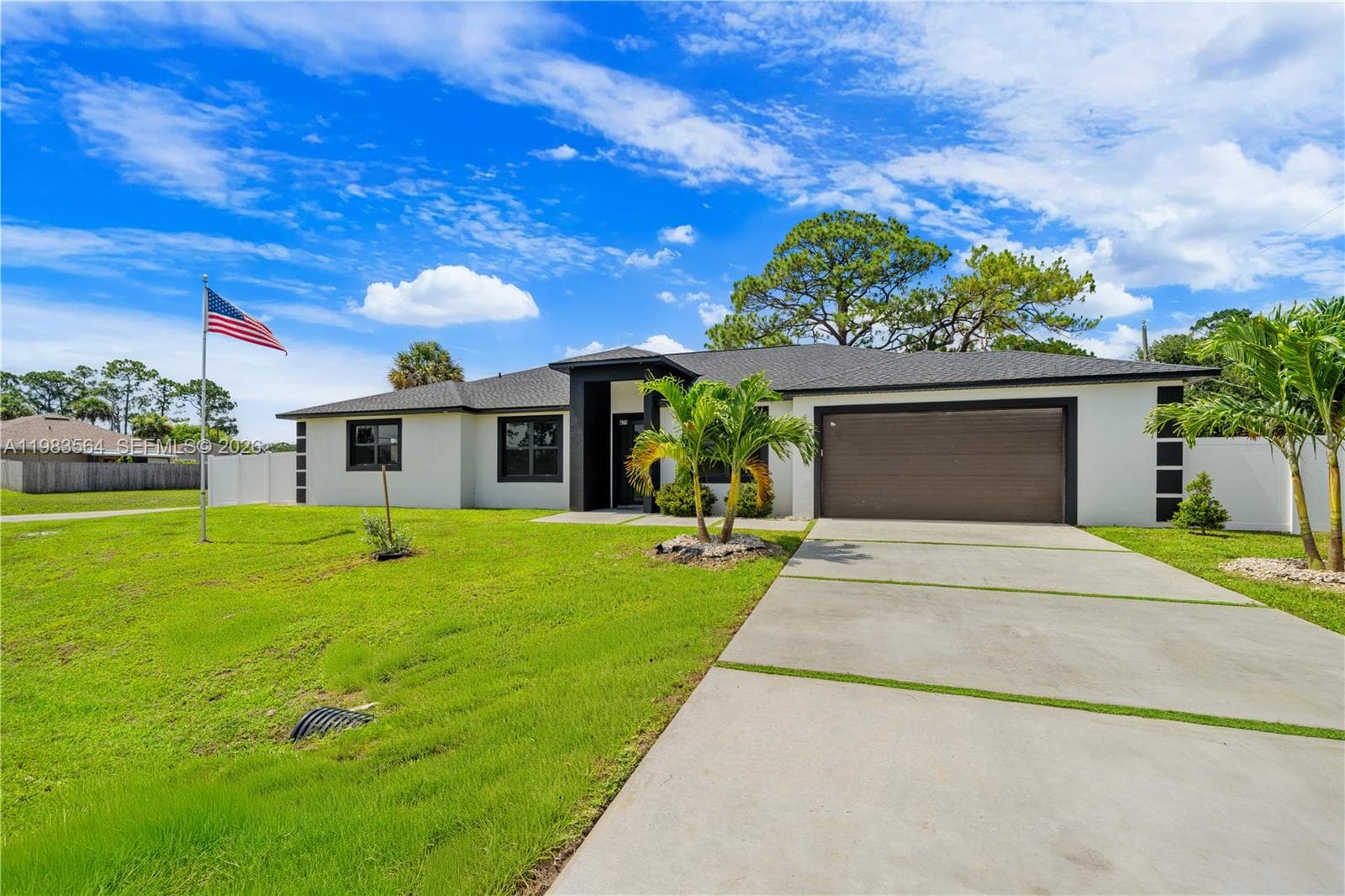 471 NE Americana, Palm Bay, FL 32907 photo 3