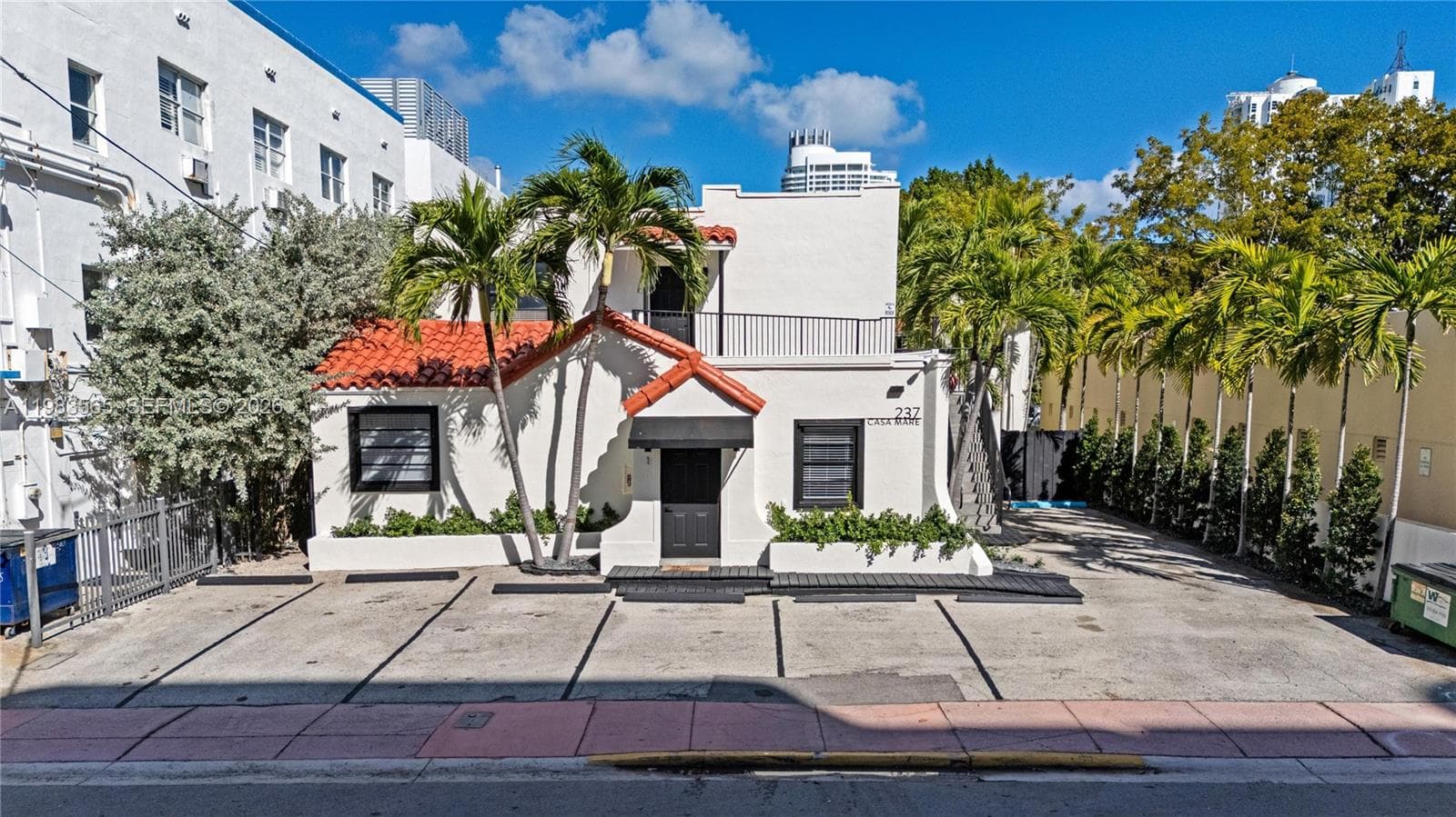 237 38th St # 4, Miami Beach, FL 33140