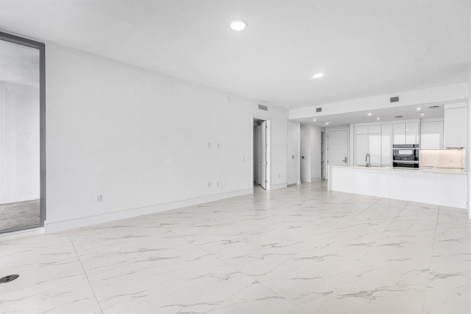 220 Lake Shore Drive # 1613, Lake Park, FL 33403 photo 4