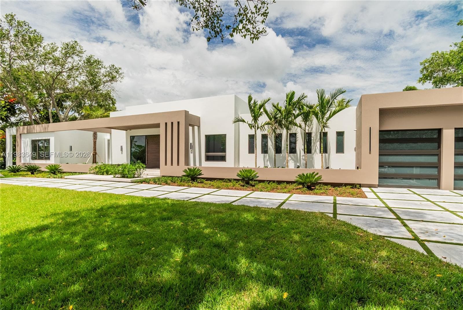 11720 SW 77th Ave, Pinecrest, FL 33156 photo 2