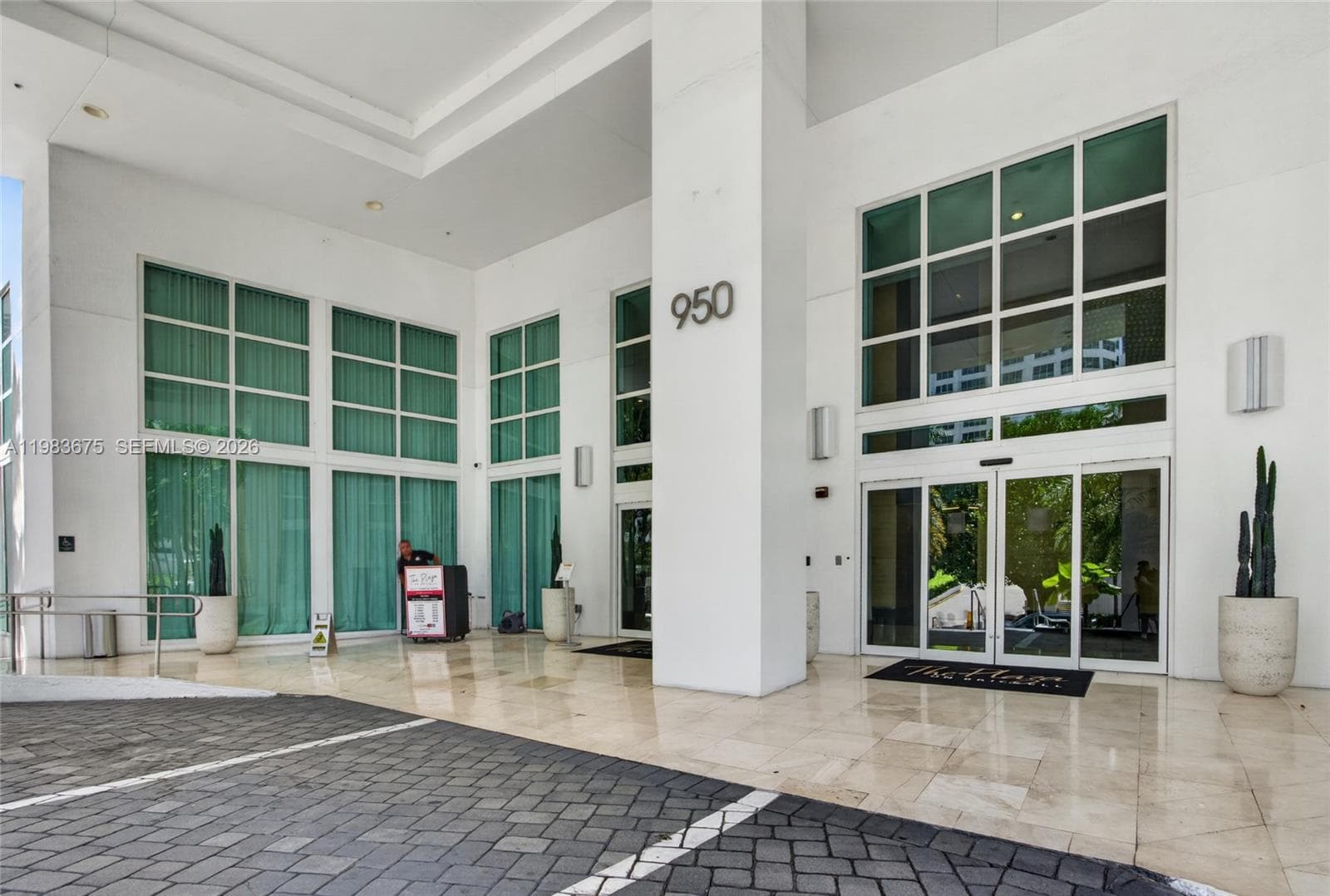 950 Brickell Bay Dr # 4100, Miami, FL 33131 photo 3