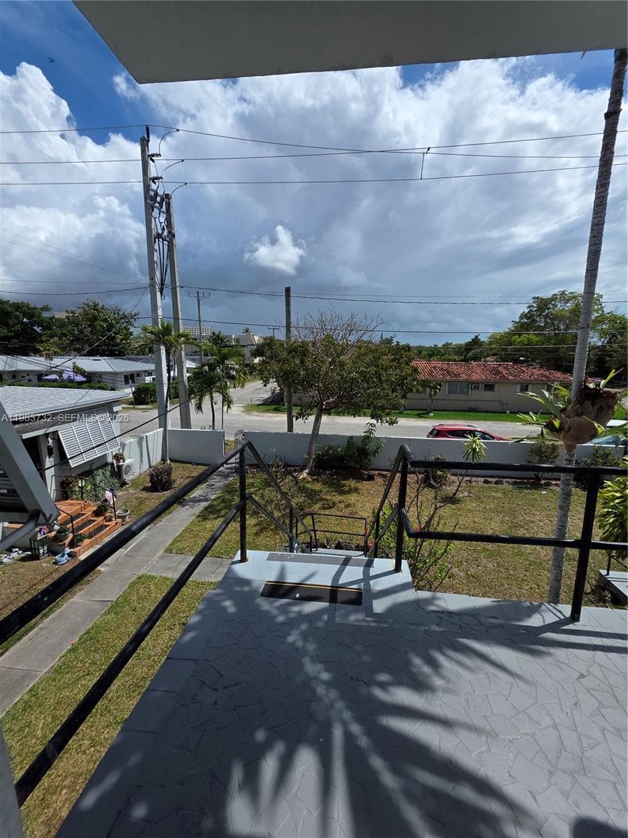 71 Esplanade Dr # D, Miami Springs, FL 33166 photo 2