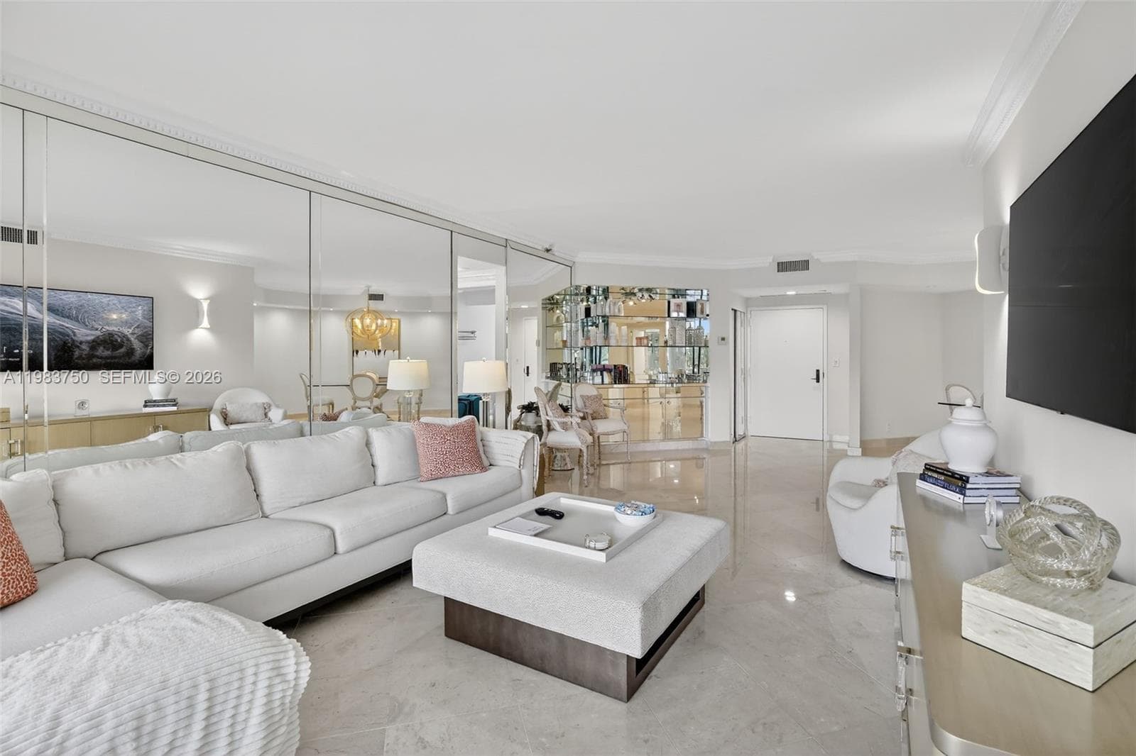 2800 Island Blvd # 301, Aventura, FL 33160 photo 5