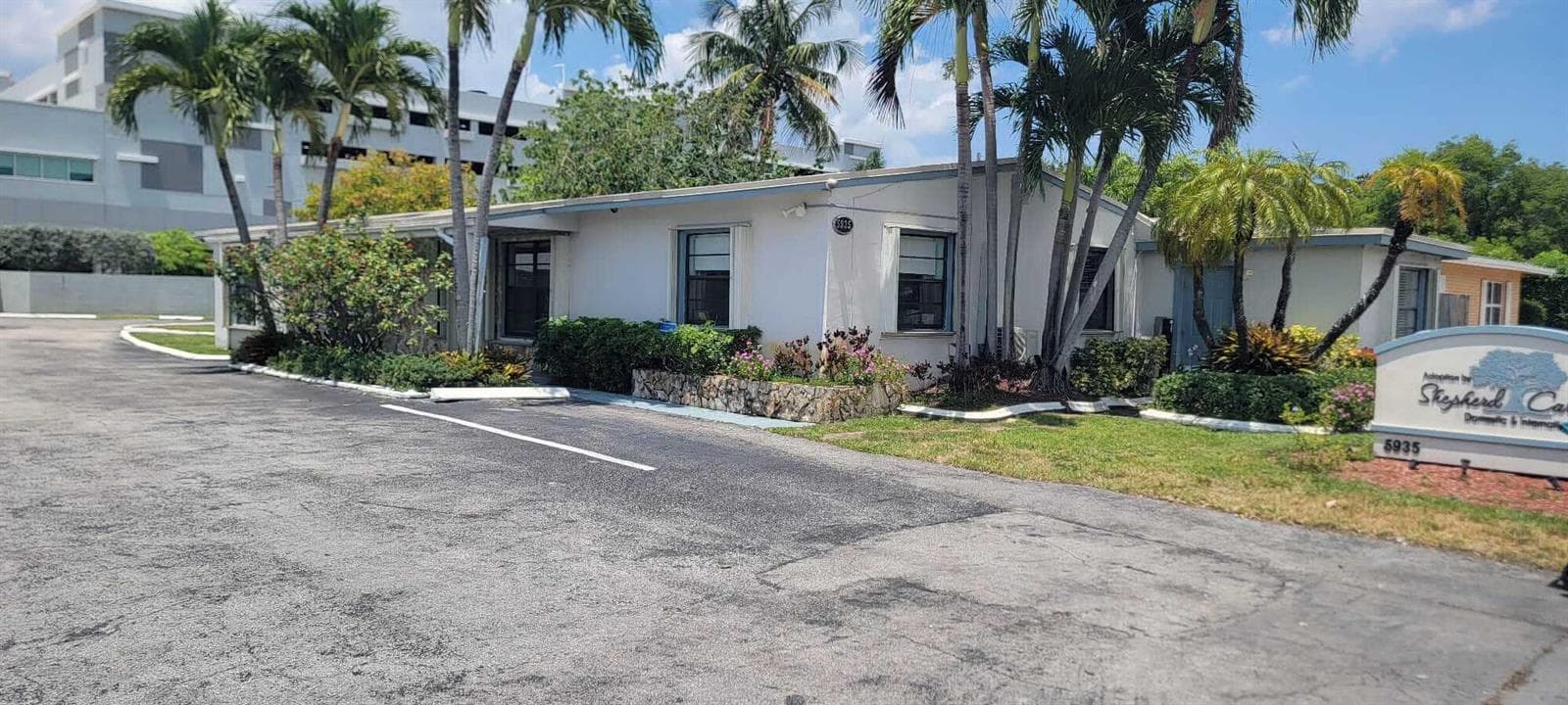 5935 Taft Street, Hollywood, FL 33021 photo 2