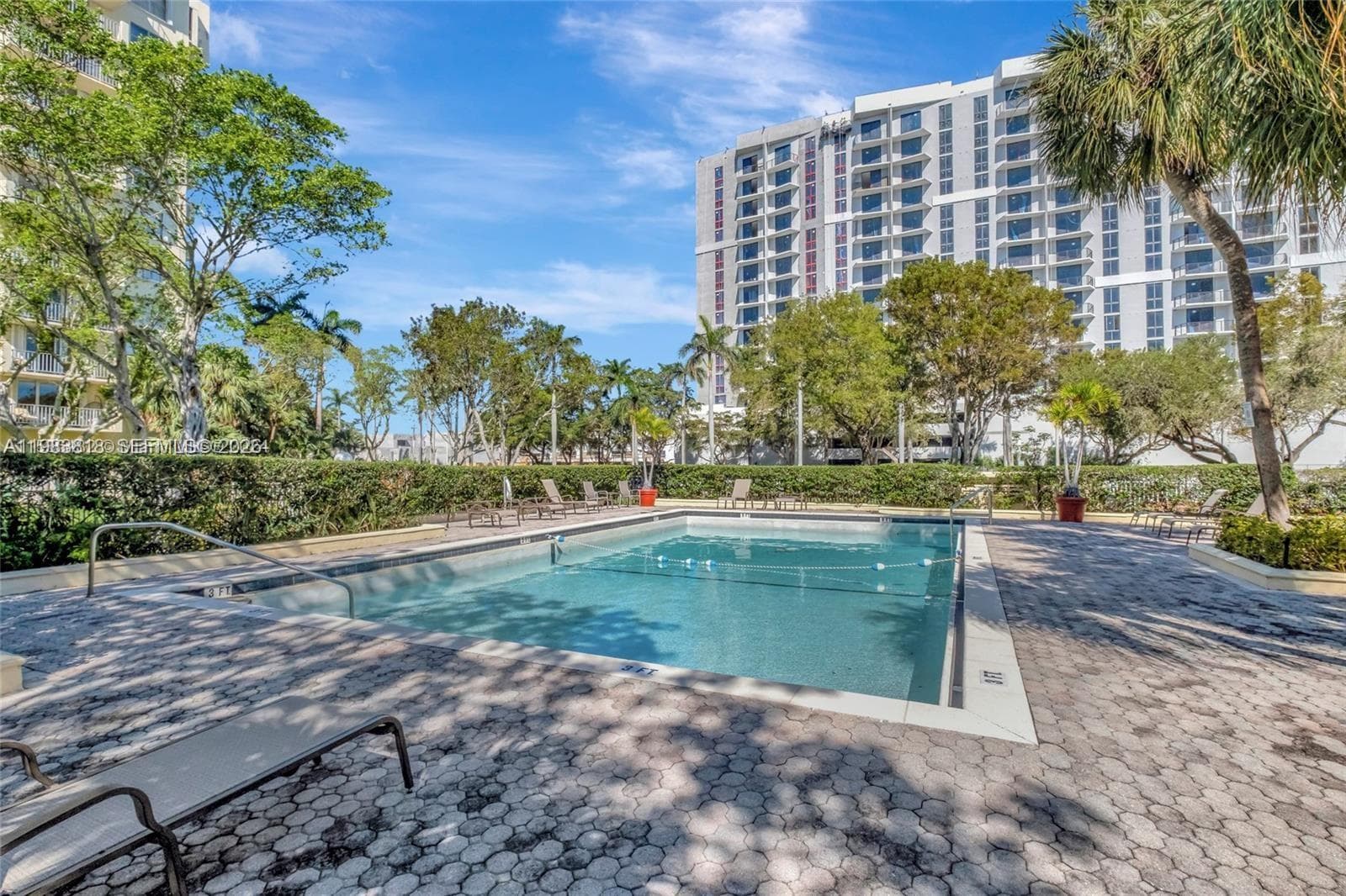 11111 Biscayne Blvd # 8F, Miami, FL 33181 photo 2