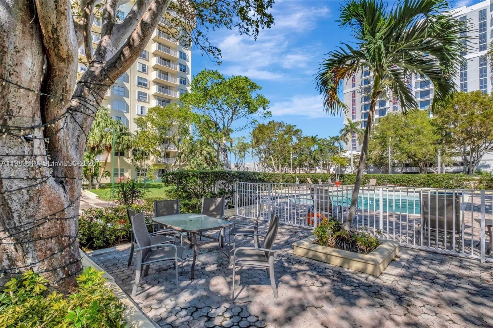 11111 Biscayne Blvd # 8F, Miami, FL 33181 photo 3