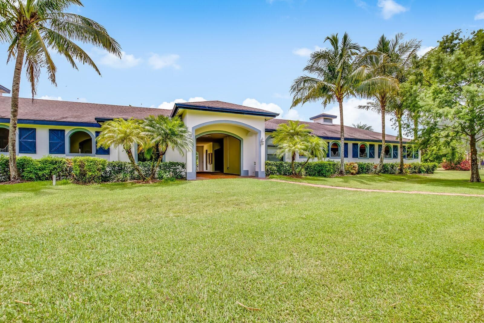 5656 South Shore Boulevard, Wellington, FL 33449 photo 4
