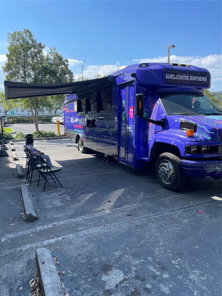 GAMING BUS BUSINESS SW FOR SALE, Cutler Bay, FL 33190 photo 2