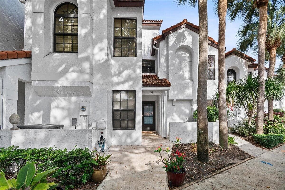 2359 Treasure Isle Drive # 31, Palm Beach Gardens, FL 33410 photo 2