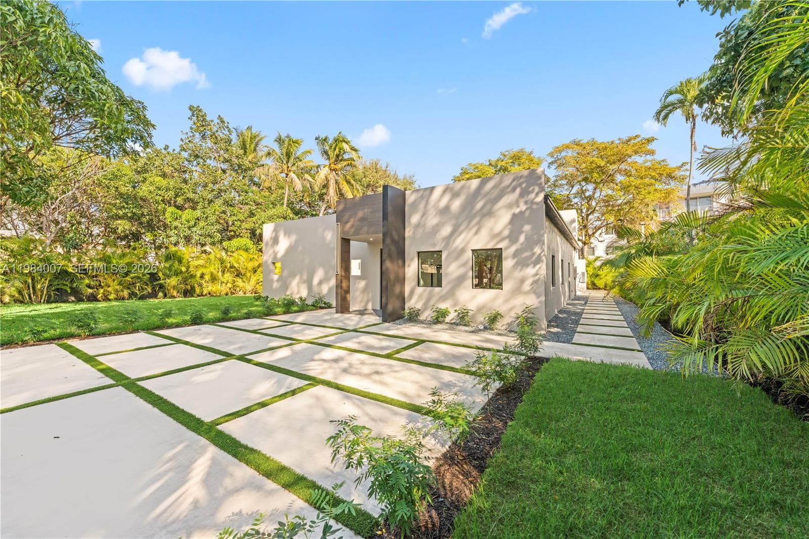 12335 Griffing Blvd, North Miami, FL 33161 photo 3