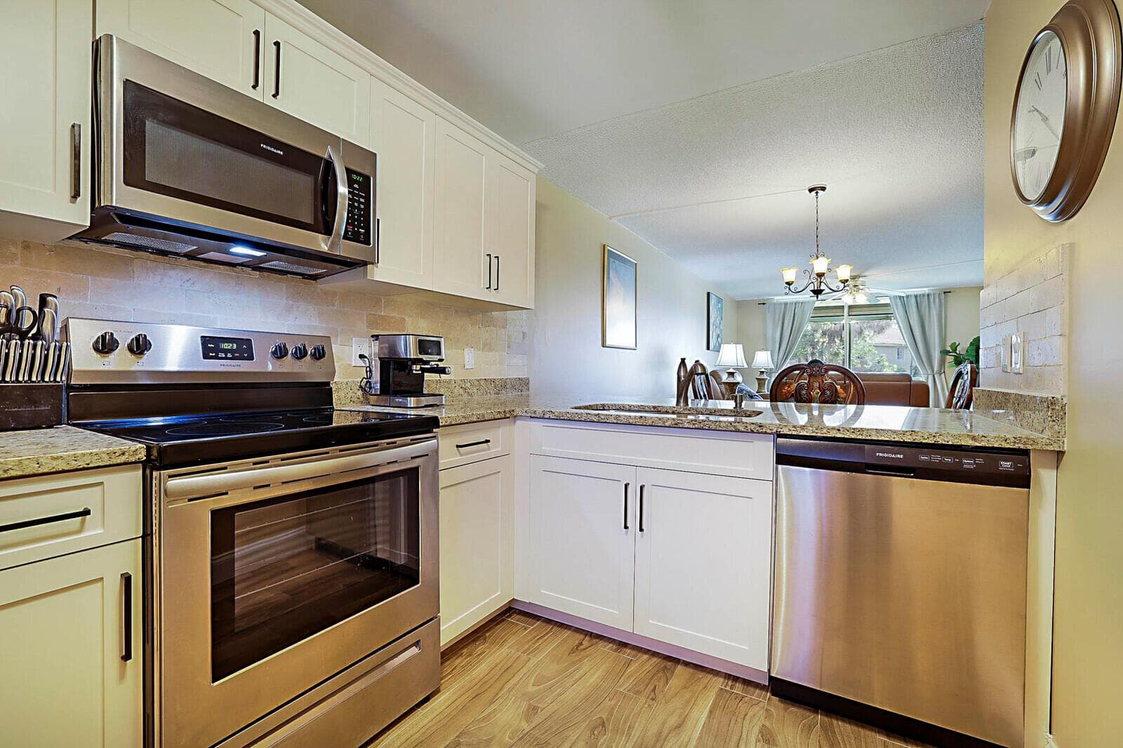 2541 Aragon Boulevard # 202, Sunrise, FL 33322