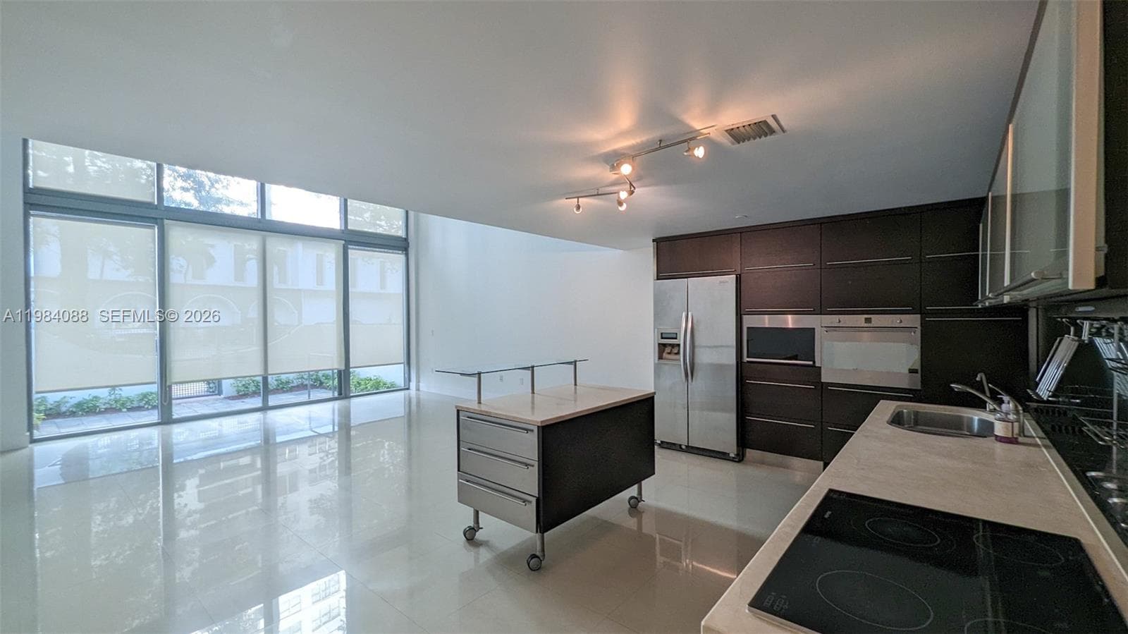 6000 Collins Ave # 111, Miami Beach, FL 33140 photo 4