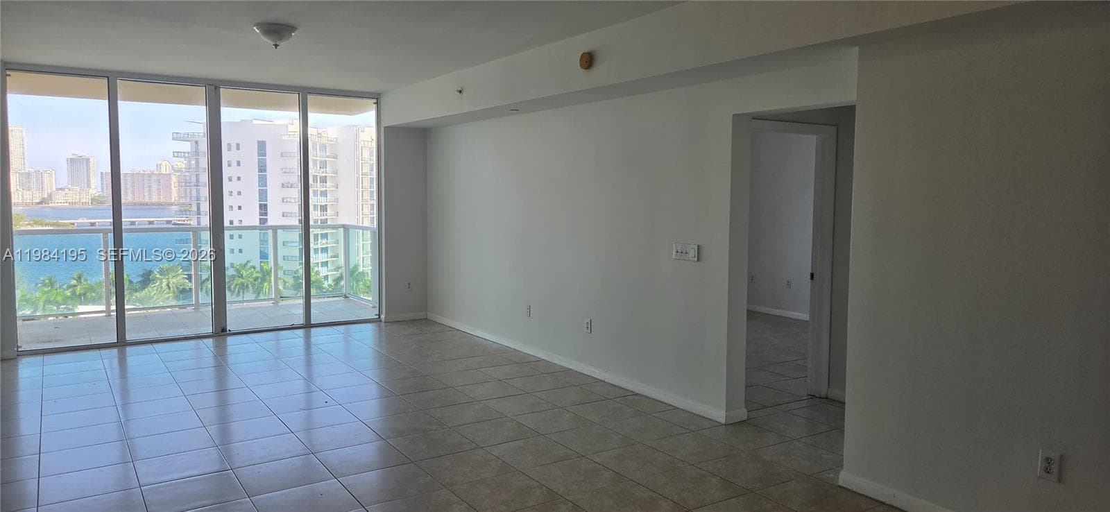 3330 NE 190th St # 1018, Aventura, FL 33180 photo 4