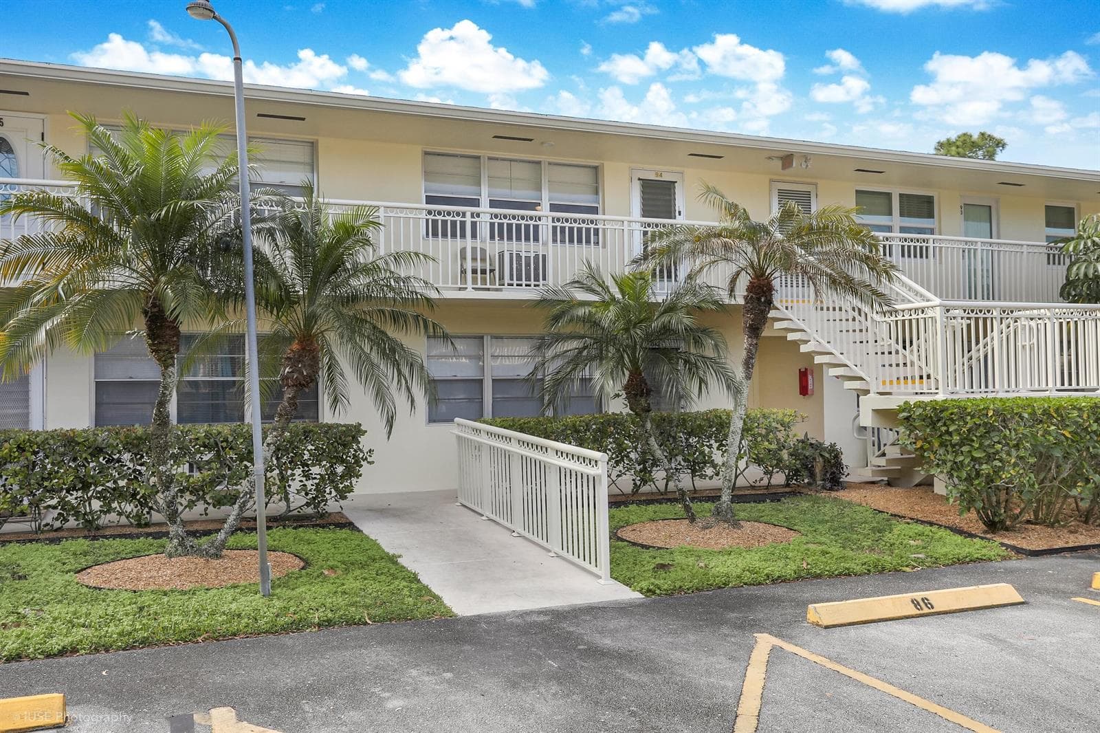 94 Hastings F, West Palm Beach, FL 33417 photo 2