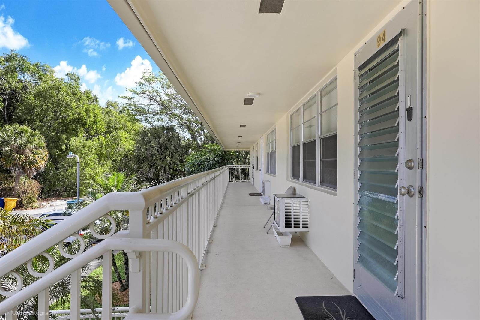 94 Hastings F, West Palm Beach, FL 33417 photo 3