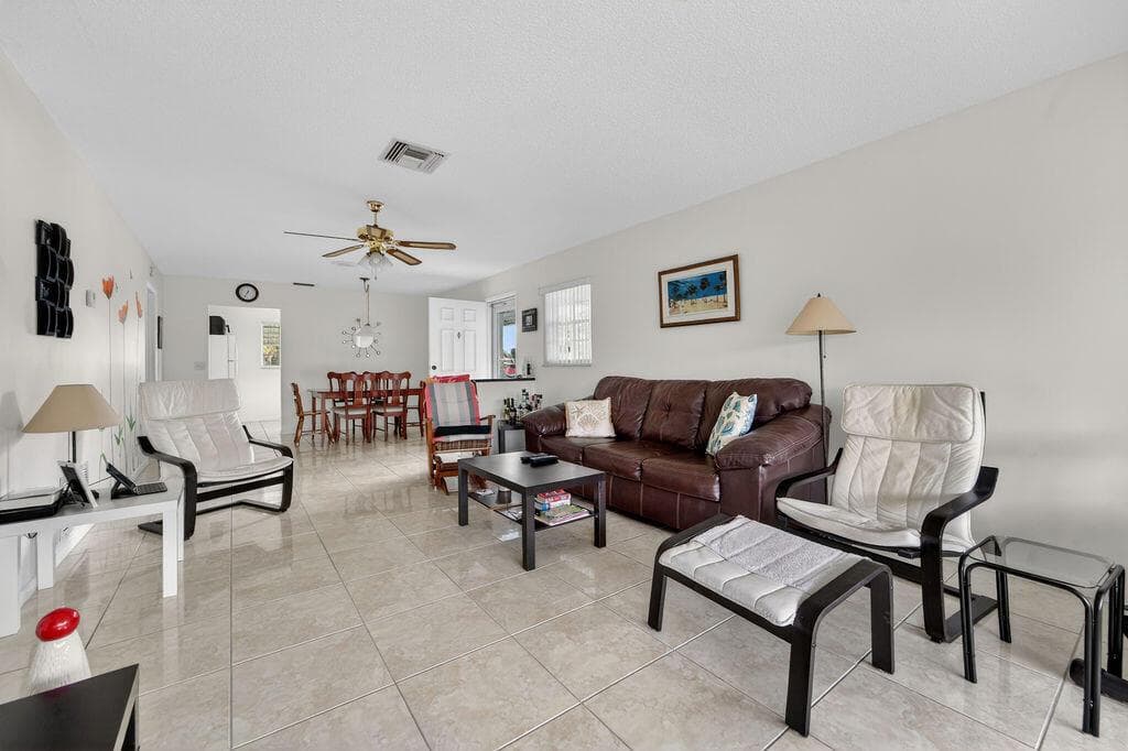 622 Hummingbird Lane, Delray Beach, FL 33445 photo 3