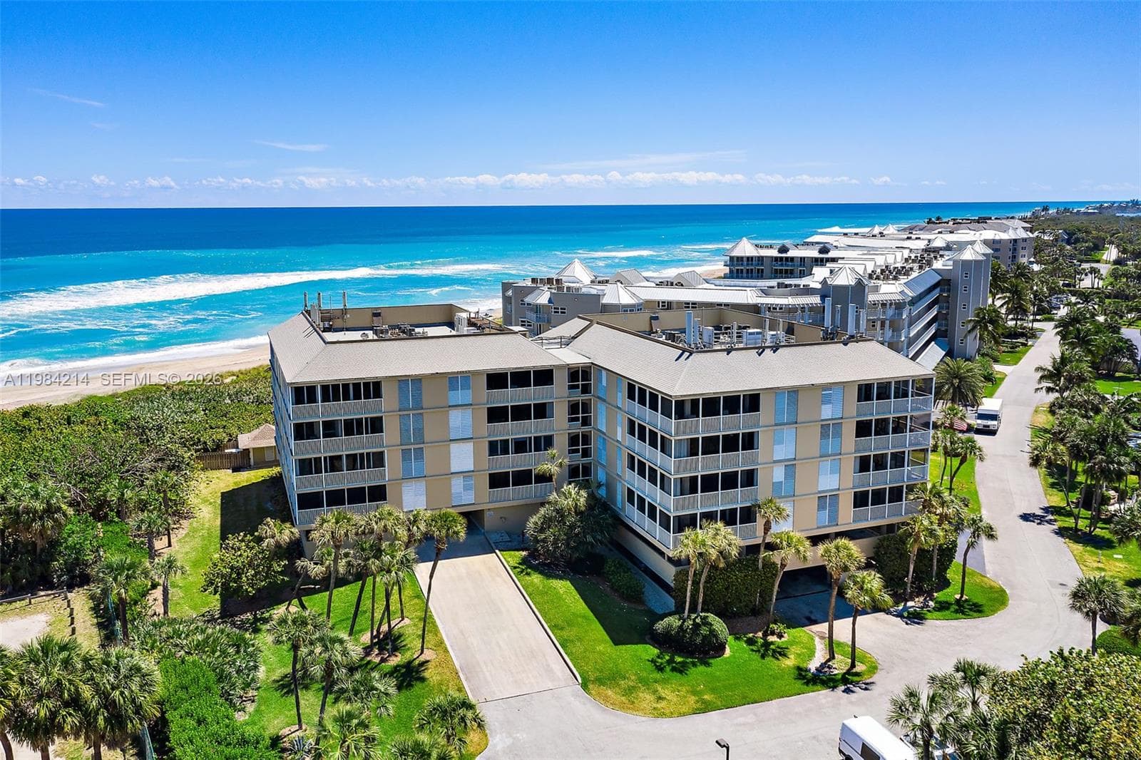 669 NE Plantation Rd # 406, Hutchinson Island, FL 34996 photo 4