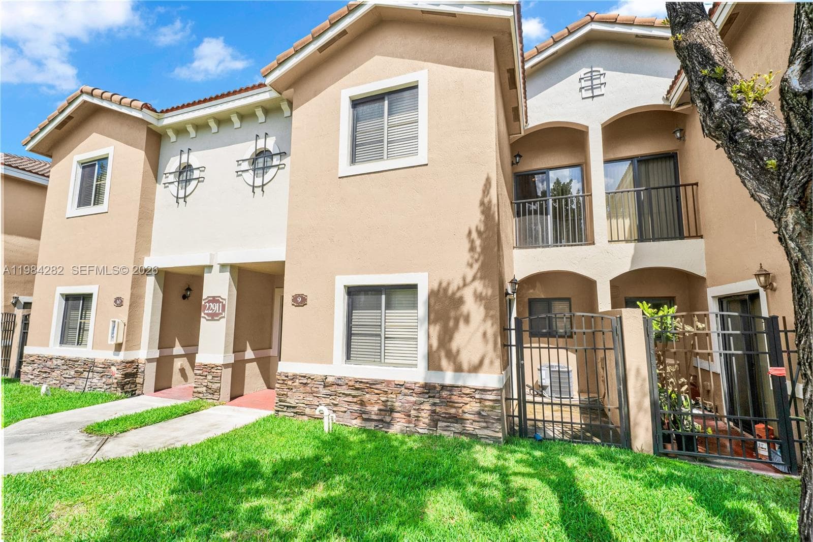 22911 SW 88th Pl # 9-21, Cutler Bay, FL 33190 photo 2