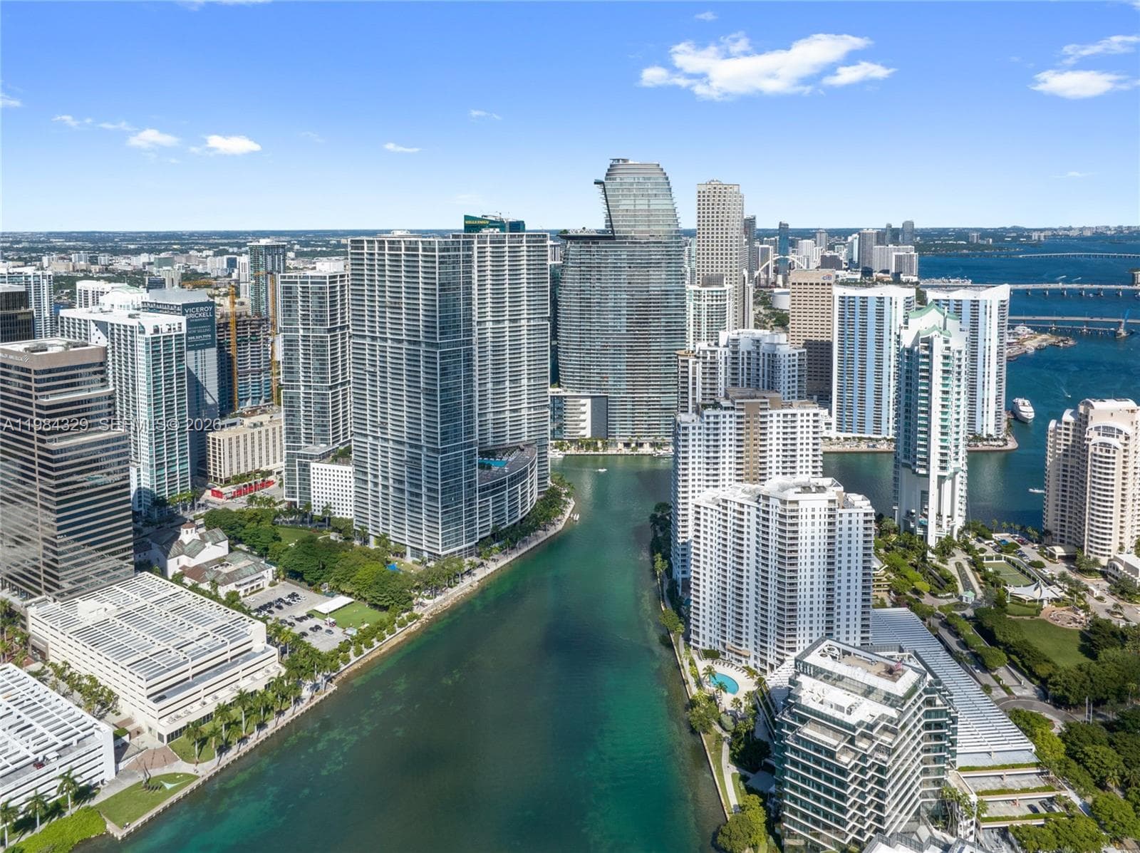 300 Biscayne Boulevard Way # 2601E, Miami, FL 33131 photo 2