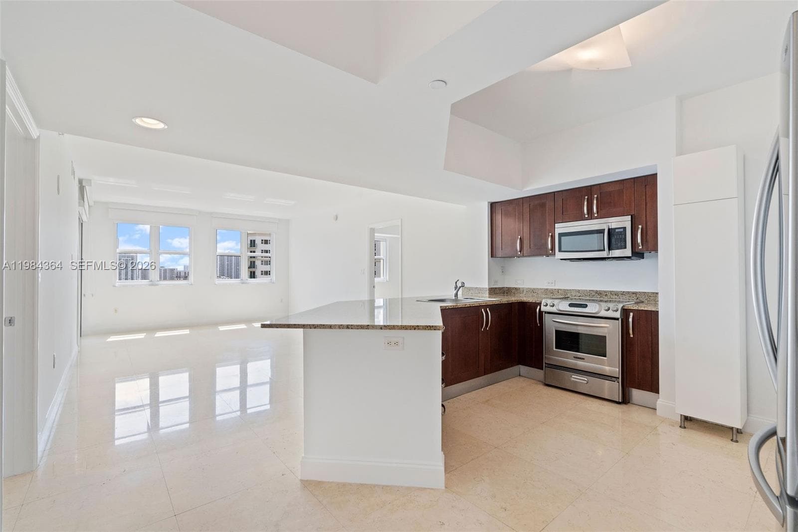 20000 E Country Club Dr # 1109, Aventura, FL 33180 photo 5