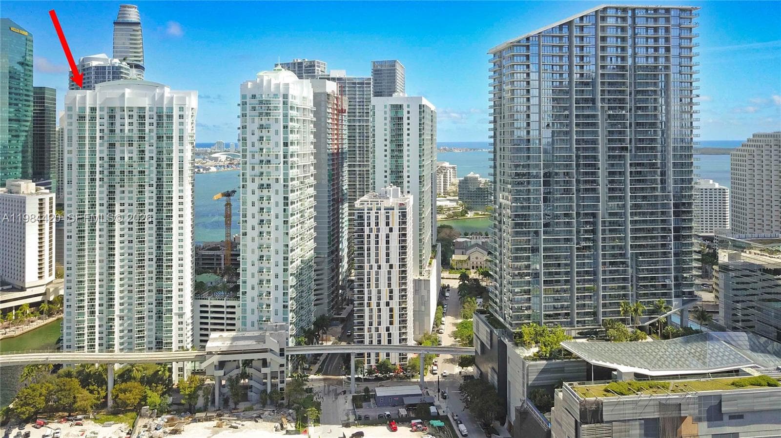 31 SE 5th St # 3916, Miami, FL 33131 photo 2