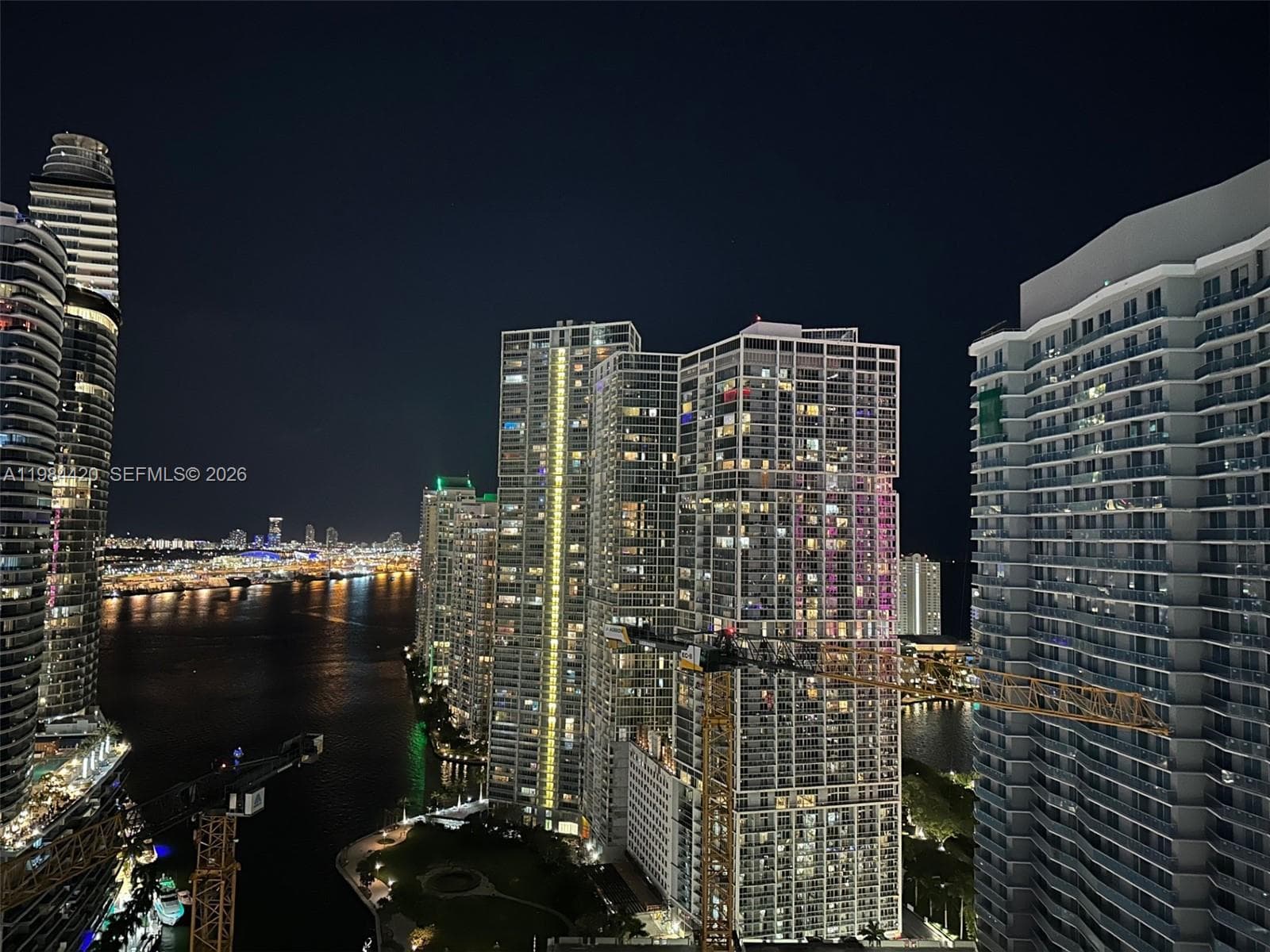 31 SE 5th St # 3916, Miami, FL 33131 photo 3