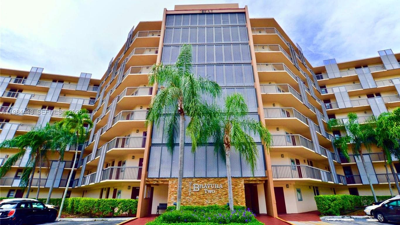 3301 N Country Club Dr # 804, Aventura, FL 33180