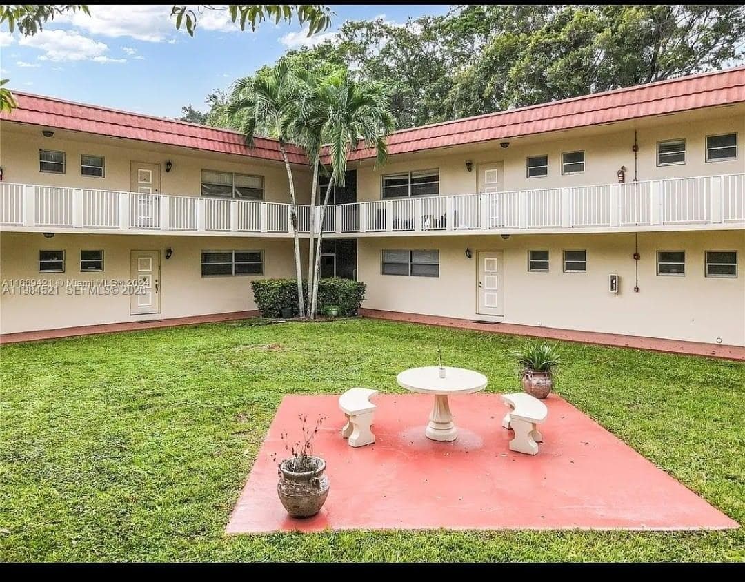 14901 SW 4th St # 14A, Pembroke Pines, FL 33027 photo 2