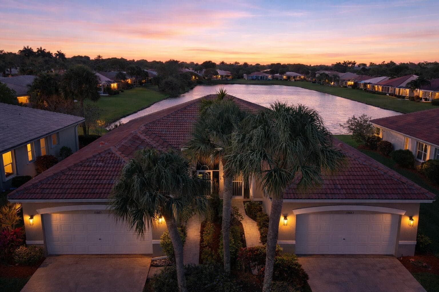 10665 Royal Caribbean Circle, Boynton Beach, FL 33437 photo 2