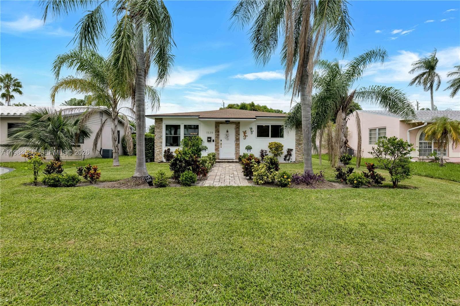 1539 Funston St, Hollywood, FL 33020 photo 3