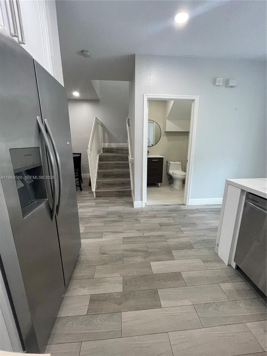 8900 SW 226th Ter, Cutler Bay, FL 33190 photo 2