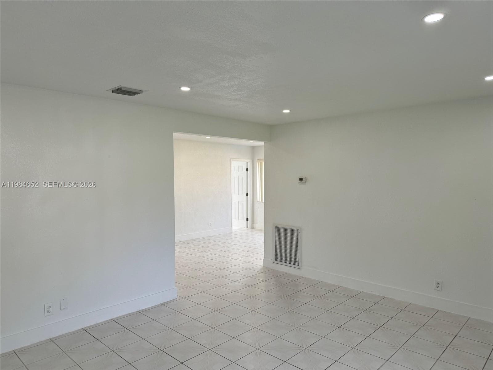 2400 N 57th Way, Hollywood, FL 33021 photo 2