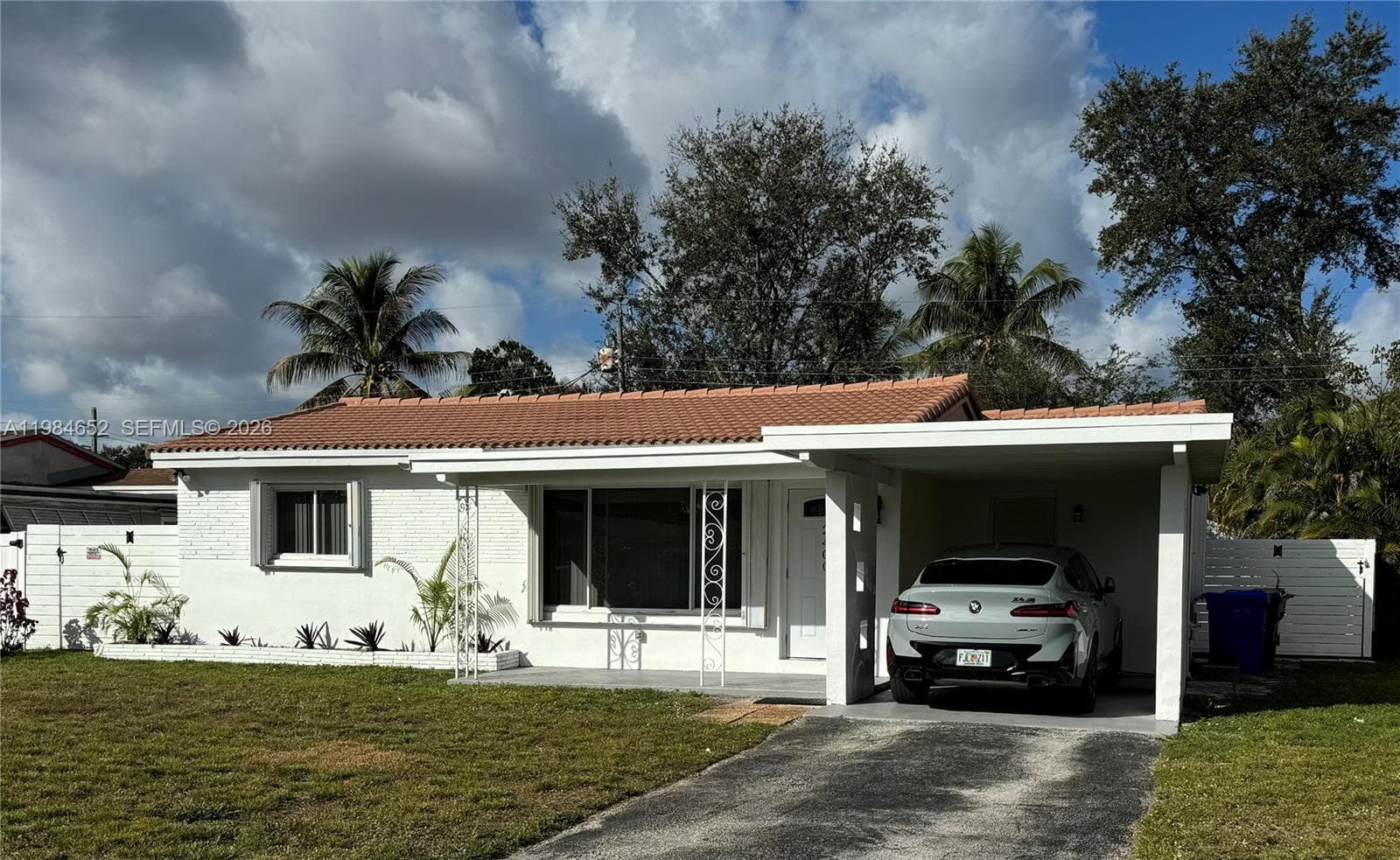 2400 N 57th Way, Hollywood, FL 33021 photo 5