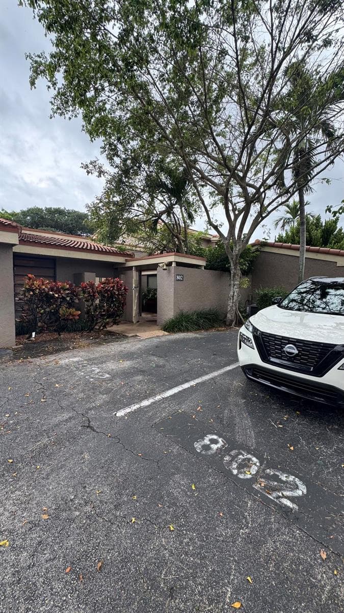 802 Saint Andrews Road # 15, Hollywood, FL 33021 photo 4