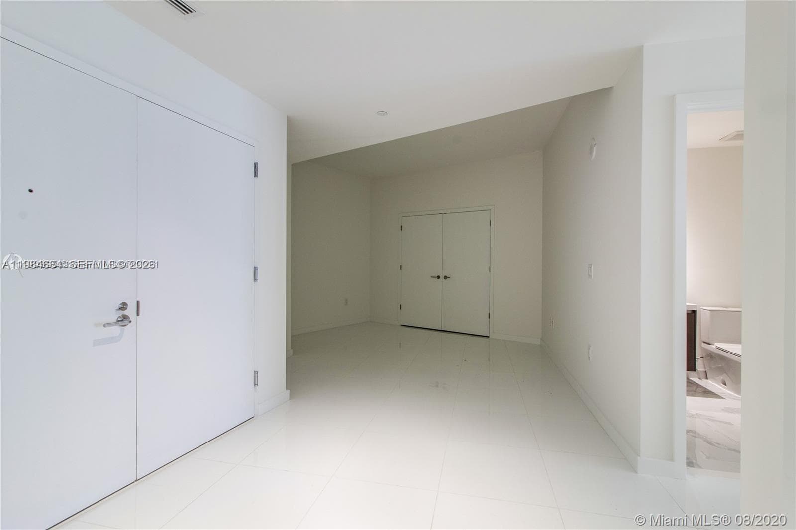 851 NE 1st Ave # 3601, Miami, FL 33132 photo 2